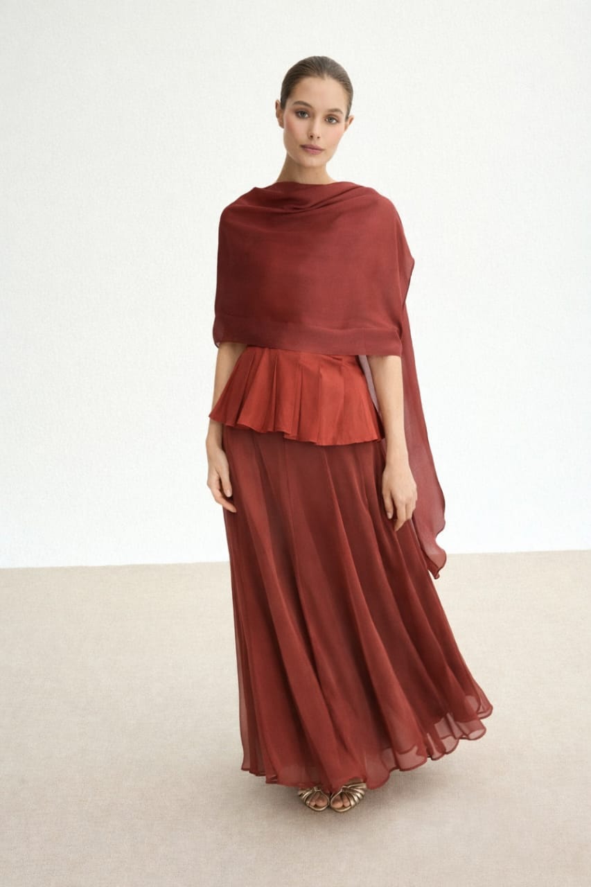 CONJUNTO CAPRI CON CHAL