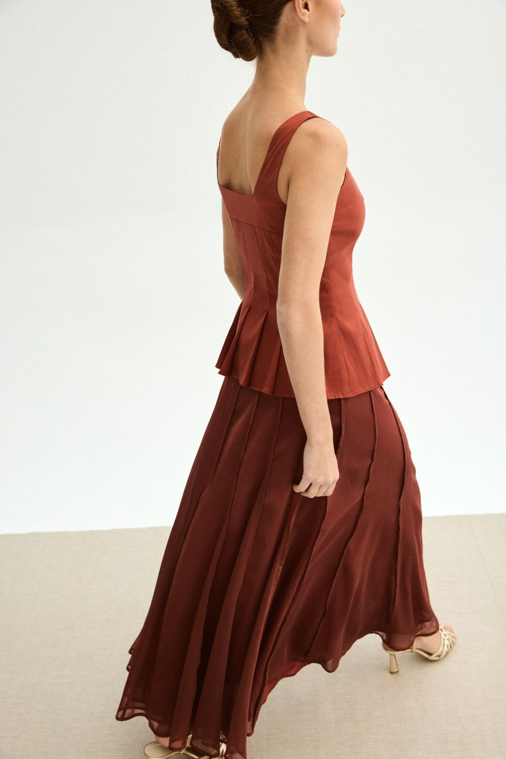 CONJUNTO CAPRI CON CHAL